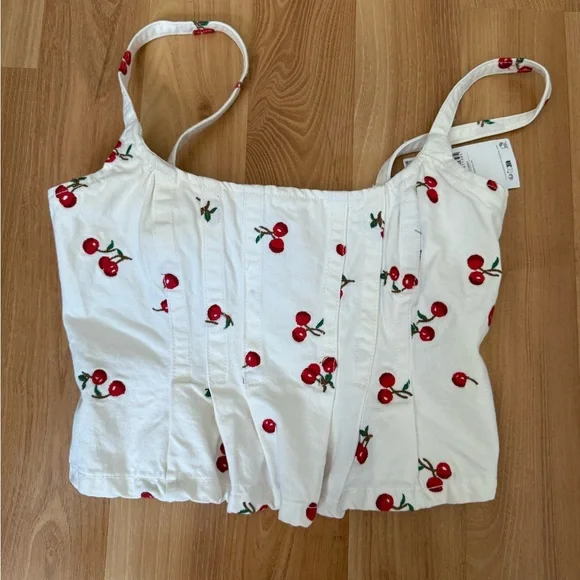 Mango Cherry Patterned White Camisole - Picture 8 of 8